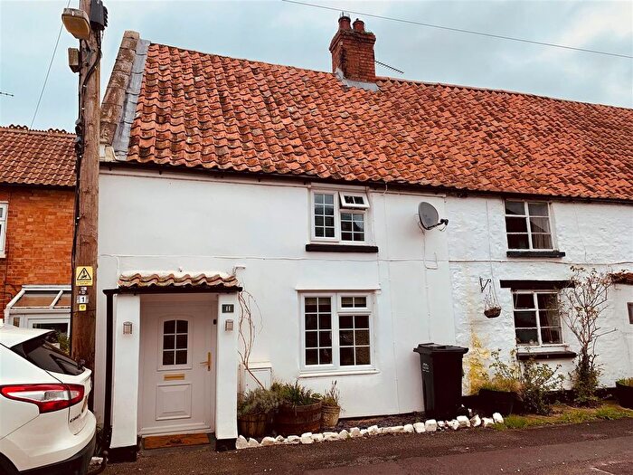 2 Bedroom Cottage For Sale In Waterloo, Puriton, Bridgwater, TA7