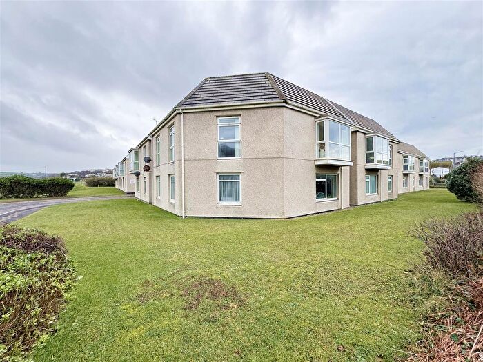 2 Bedroom Flat For Sale In Josephs Court, Perranporth, TR6