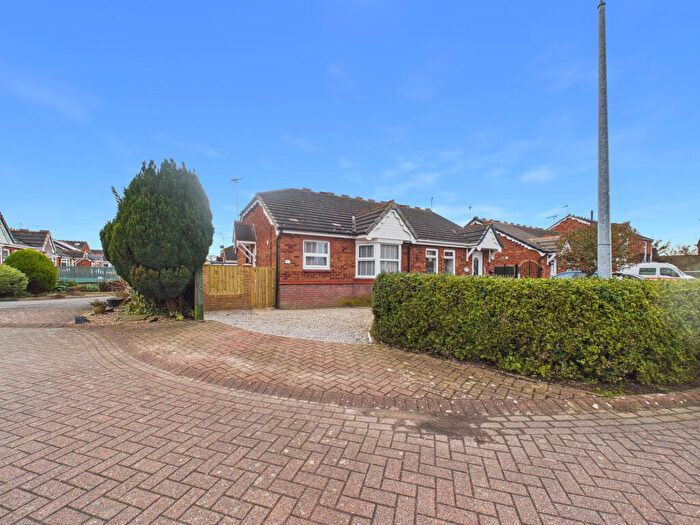 2 Bedroom Bungalow For Sale In Sittingbourne Close, Howdale Road, Hull, Yorkshire, HU8
