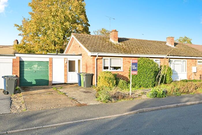 2 Bedroom Bungalow For Sale In Sleford Close, Balsham, Cambridge, Cambridgeshire, CB21