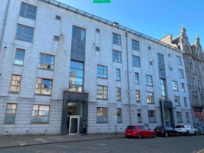 2 Bedroom Flat To Rent In Crown Street, Aberdeen, AB11
