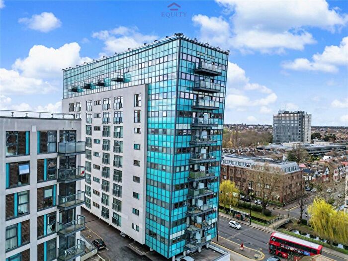 1 Bedroom Flat For Sale In Colman Parade, Southbury Road, Enfield, EN1