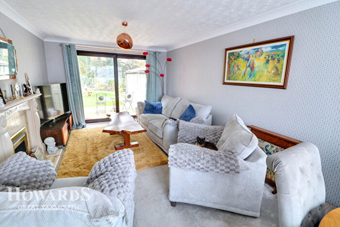 4 Bedroom Detached House For Sale In Byron Way, Caister-on-Sea, NR30