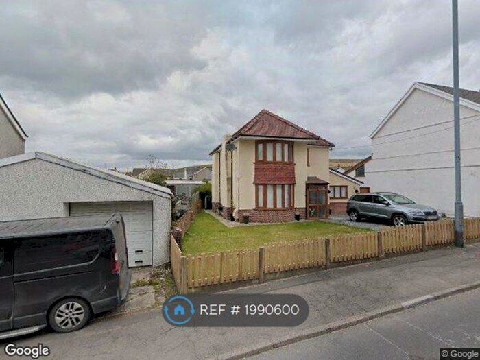 3 Bedroom Detached House To Rent In Church Road, Seven Sisters, SA10