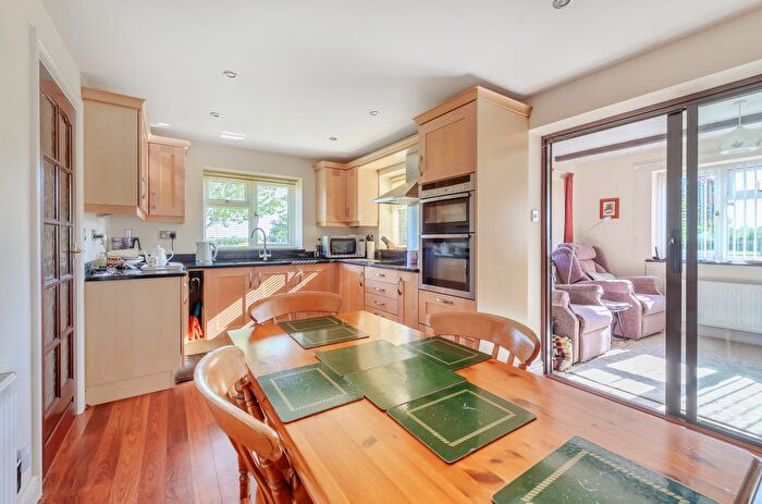3 Bedroom Detached House For Sale In Withy Road, West Huntspill, Highbridge, Somerset, TA9