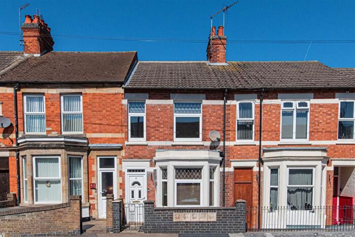 3 Bedroom Terraced House For Sale In Morley Street, Kettering, NN16