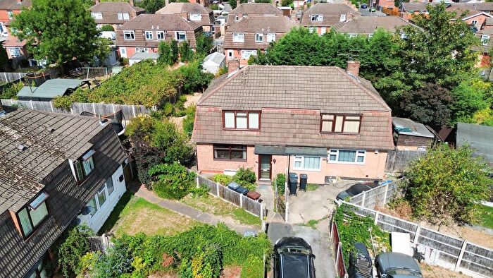 3 Bedroom Semi-Detached House For Sale In Florence Road, Gedling, Nottingham, NG4
