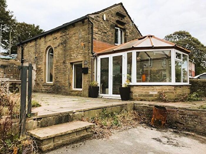 3 Bedroom Detached House For Sale In Market Street, Thornton, Bradford, BD13
