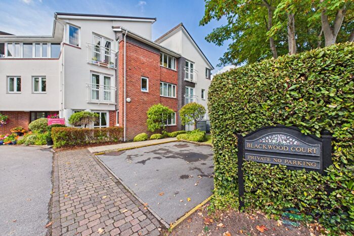 1 Bedroom Flat For Sale In Woolton Road, Childwall, L16