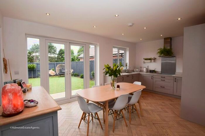 4 Bedroom Detached House For Sale In Cheddington Crescent, Great Sankey, WA5