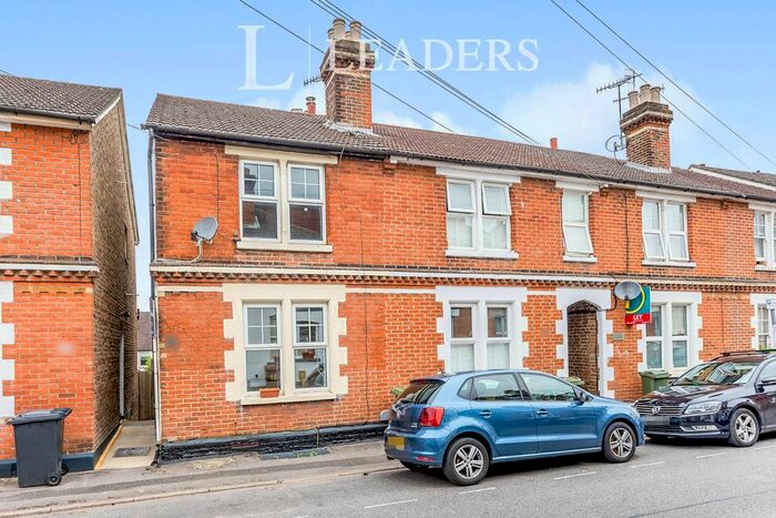 5 Bedroom Semi-Detached House To Rent In Springfield Road, Guildford, GU1