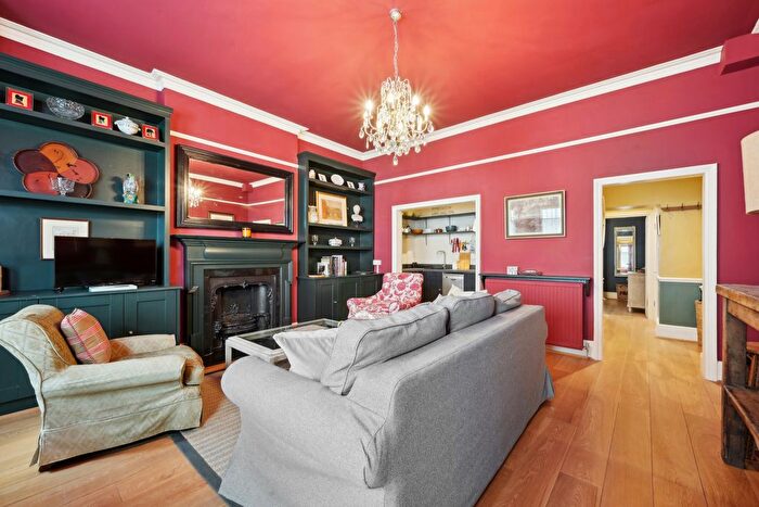 1 Bedroom Flat To Rent In Queensberry Place, South Kensington, SW7
