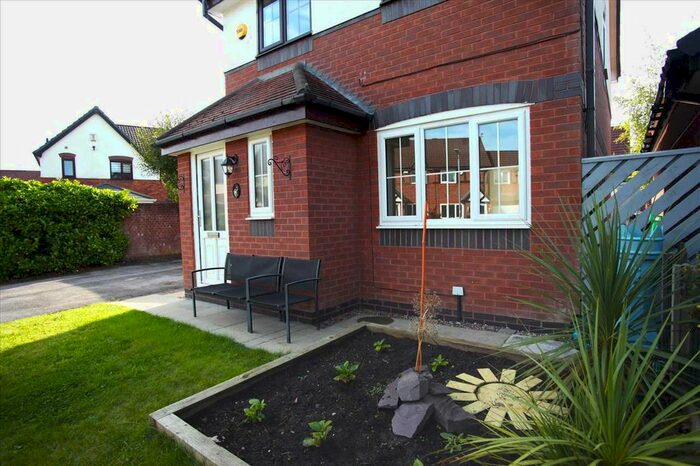 3 Bedroom Detached House To Rent In Greenoak, Radcliffe, Manchester, M26