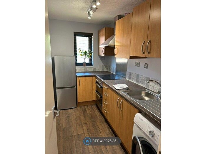 1 Bedroom Flat To Rent In Peartree Bridge, Milton Keynes, MK6