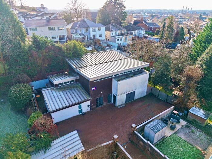 2 Bedroom Apartment For Sale In Woodland Road, Newport, NP19