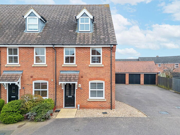 3 Bedroom Semi Detached House For Sale In Long Breech, Kettering, NN14