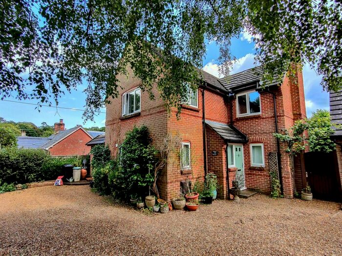 3 Bedroom Detached House To Rent In Pound Lane, Burley, Ringwood, BH24