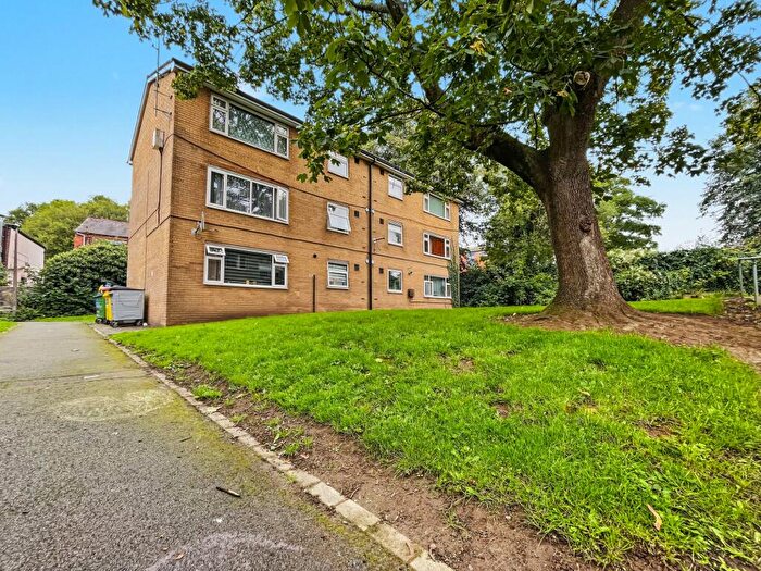 2 Bedroom Flat For Sale In Sherbourne Court, Prestwich, M25