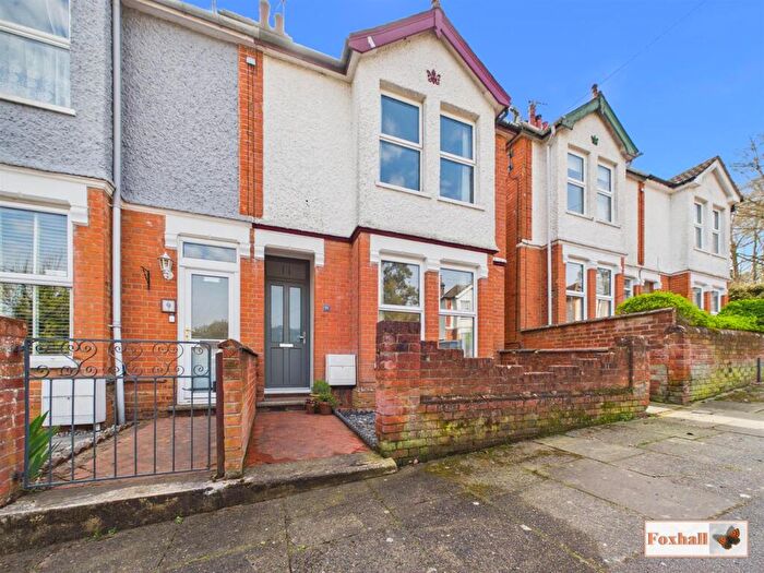 3 Bedroom Semi Detached House For Sale In Tokio Road, Ipswich, IP4