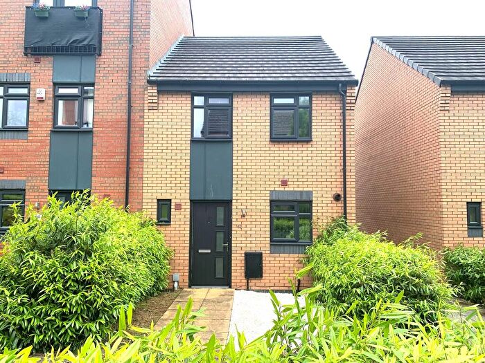 3 Bedroom End Of Terrace House For Sale In Kiln View, Hanley, Stoke-on-Trent, ST1