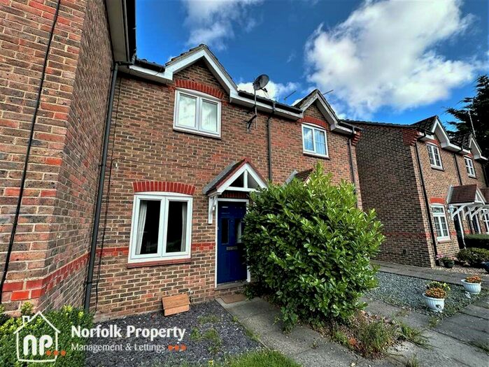 2 Bedroom House To Rent In Acle, NR13