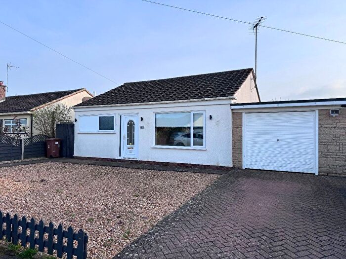 2 Bedroom Bungalow To Rent In Spencer Close, West Walton, Wisbech, PE14