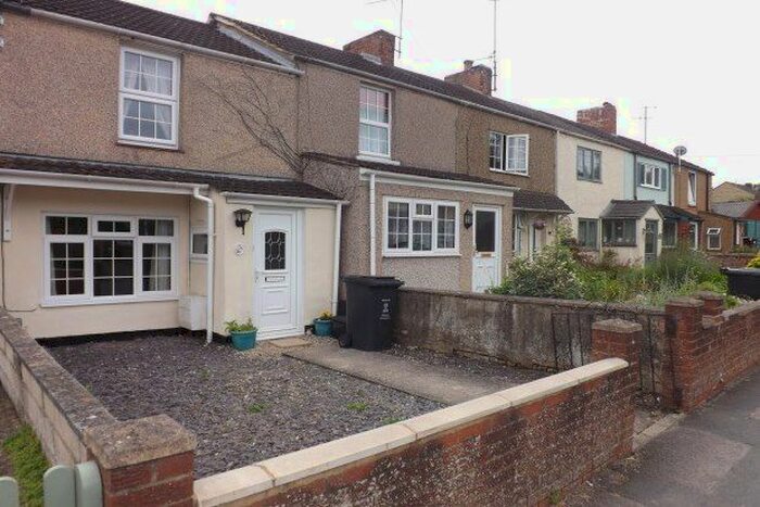 2 Bedroom Terraced House To Rent In The Brow, Swindon, SN25