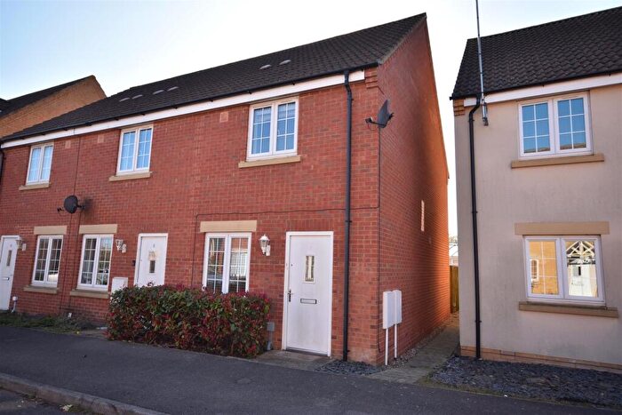 2 Bedroom End Of Terrace House For Sale In The Sidings, Cranwell Village, NG34