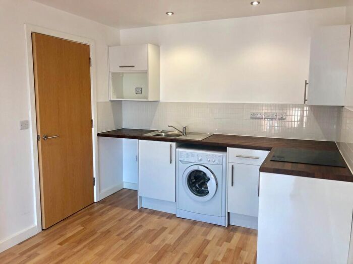 1 Bedroom Apartment To Rent In Markfield Court, Leicester, LE4