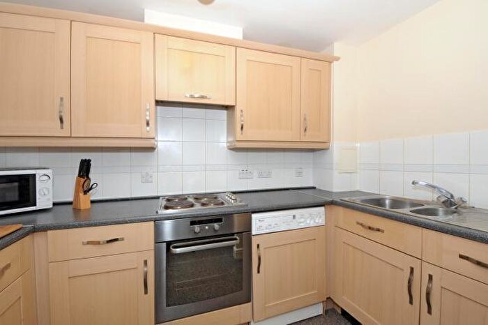 2 Bedroom Detached House To Rent In Kelvin Gate, Bracknell, RG12