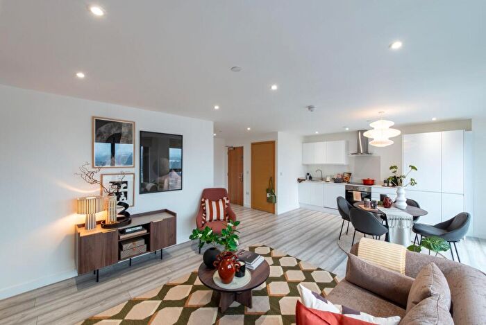 2 Bedroom Apartment To Rent In The Radiant, Leeds City Centre, LS3