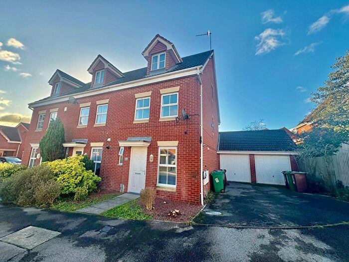 3 Bedroom Property To Rent In Page Avenue, Nottingham, NG5