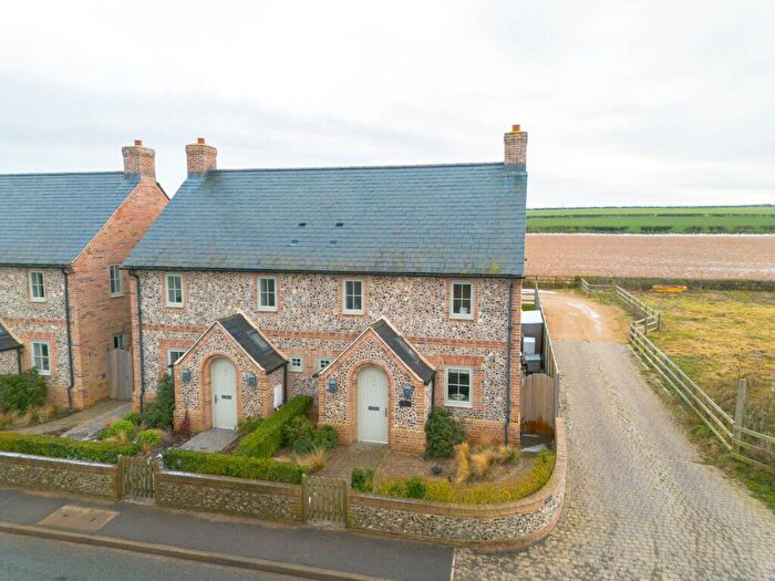 3 Bedroom Semi-Detached House For Sale In The Hides, Main Road, Titchwell., PE31