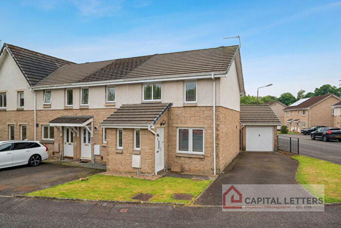 3 Bedroom Terraced House To Rent In Chamfron Gardens, Stirling, FK7