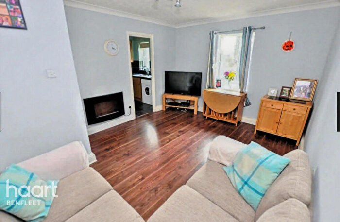 2 Bedroom Block Of Apartments For Sale In London Road, Benfleet, SS7
