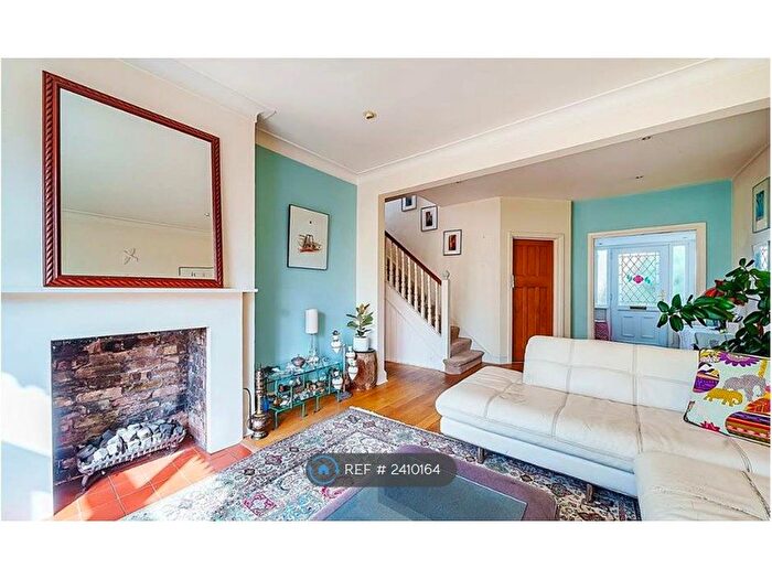 4 Bedroom Semi-Detached House To Rent In Mount Pleasant Road, London, NW10