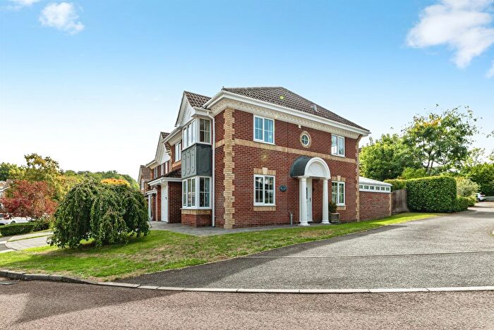 4 Bedroom Detached House For Sale In The Cornfields, Hatch Warren, Basingstoke, RG22
