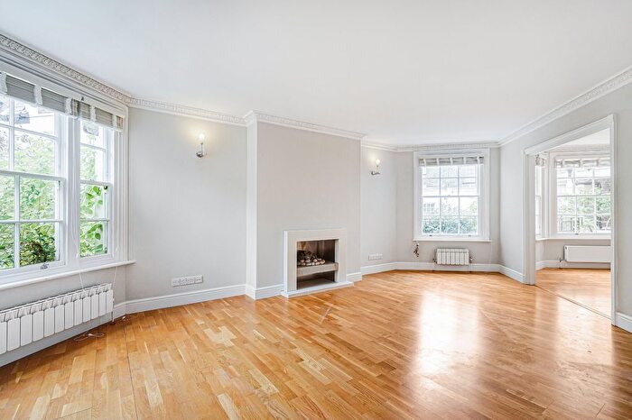 3 Bedroom Terraced House To Rent In Chester Close, Knightsbridge, SW1X