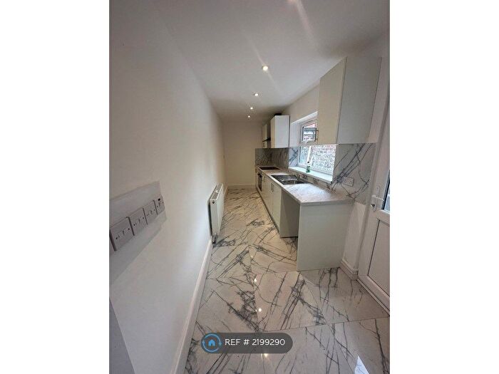 3 Bedroom End Of Terrace House To Rent In Bath Street, Southport, PR9