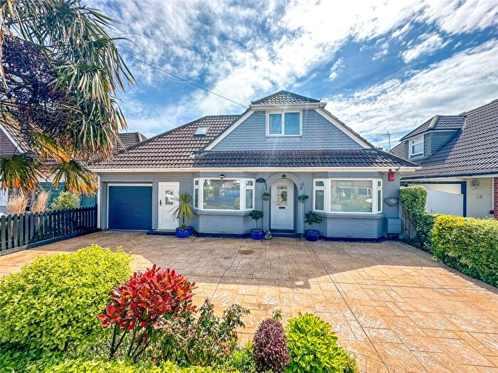 4 Bedroom Detached House For Sale In St. Margarets Avenue, Christchurch, Dorset, BH23