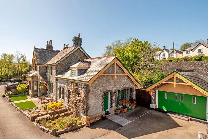 5 Bedroom Semi Detached House For Sale In Quant Park, Tavistock, Devon, PL19