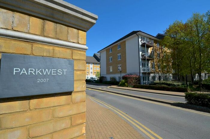 1 Bedroom Flat To Rent In Arlington House, Park Lodge Avenue, West Drayton, UB7