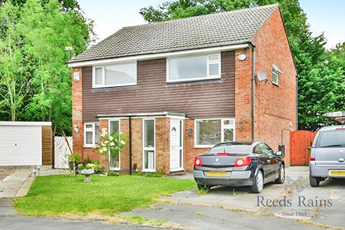 2 Bedroom Semi-Detached House To Rent In Westbury Avenue, Sale, Greater Manchester, M33