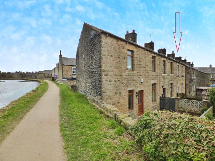 2 Bedroom Terraced House For Sale In Alexandra Ville, Skipton, BD23