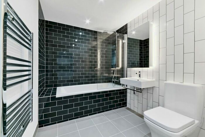 Studio To Rent In Carrick House, Royal Wharf, London E16
