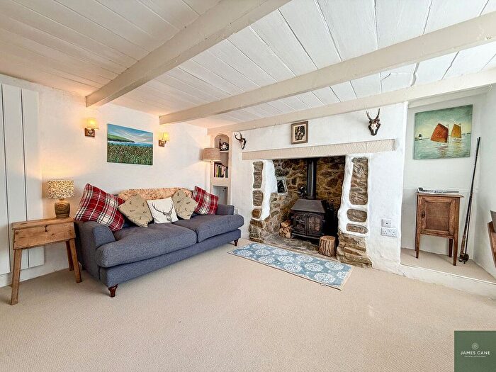 2 Bedroom Cottage For Sale In Halt Road, St Newlyn East, TR8