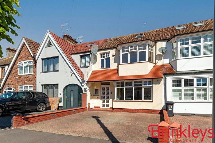 4 Bedroom Terraced House To Rent In Firstway, London, SW20