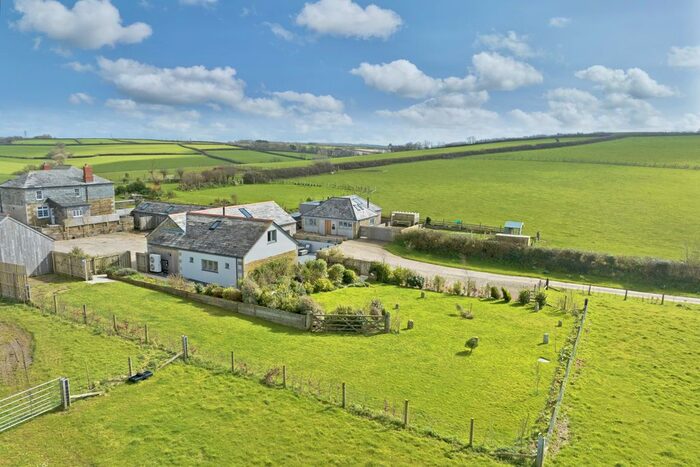 4 Bedroom Barn Conversion For Sale In Polglaze Barn, St Mabyn, PL30