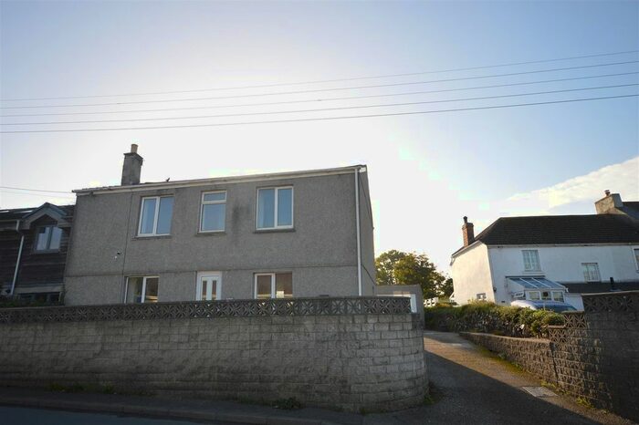 4 Bedroom Detached House To Rent In Guildford Road, Hayle, TR27