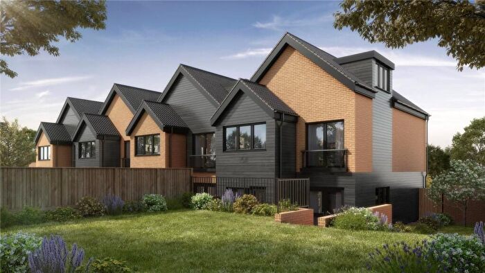 4 Bedroom Detached House For Sale In Toller Lane, Bradford, BD9